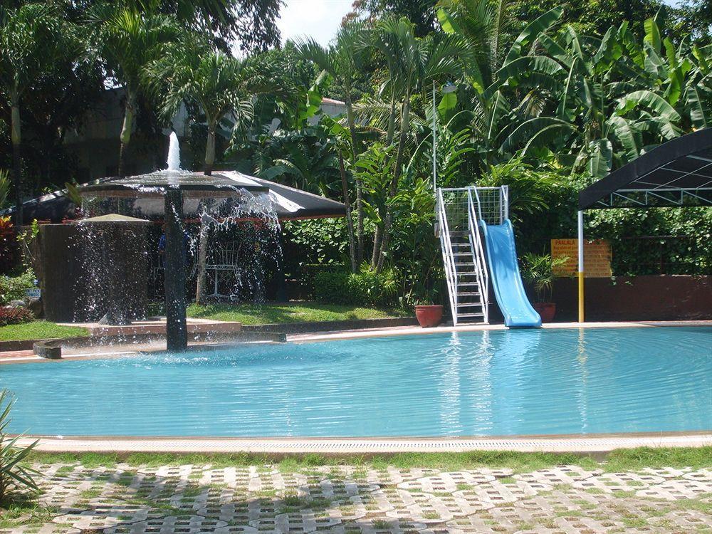 Riverview Resort And Conference Center Calamba  Exterior photo