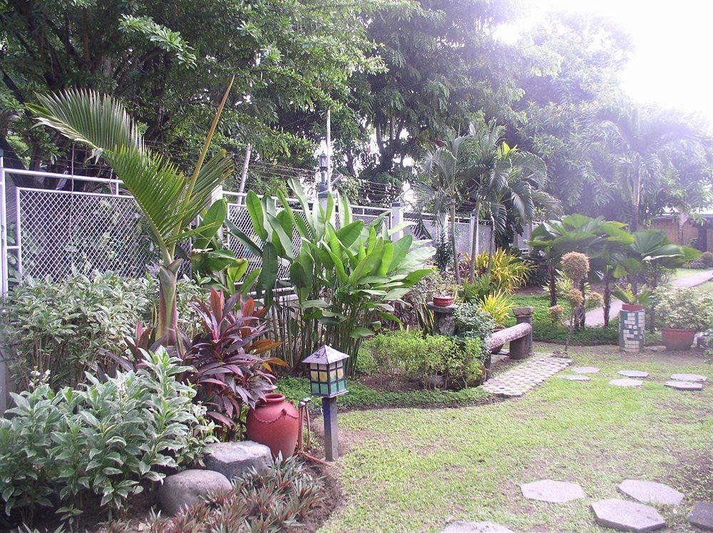 Riverview Resort And Conference Center Calamba  Exterior photo