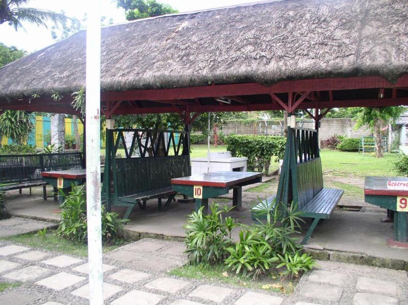 Riverview Resort And Conference Center Calamba  Exterior photo
